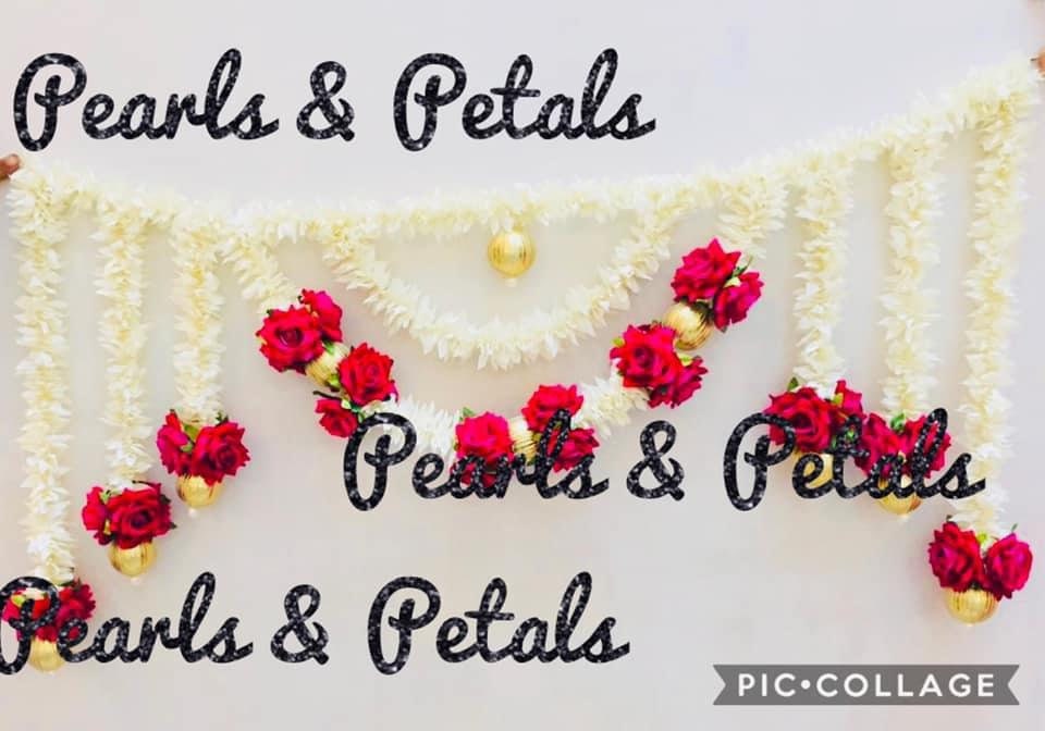 Gajra String Rose Flower Thoranam| Metal Thoranam | Bandarwal in Floral and Beads| Backdrop Wall Hanging| Decor Toran| Diwali |Door Valence