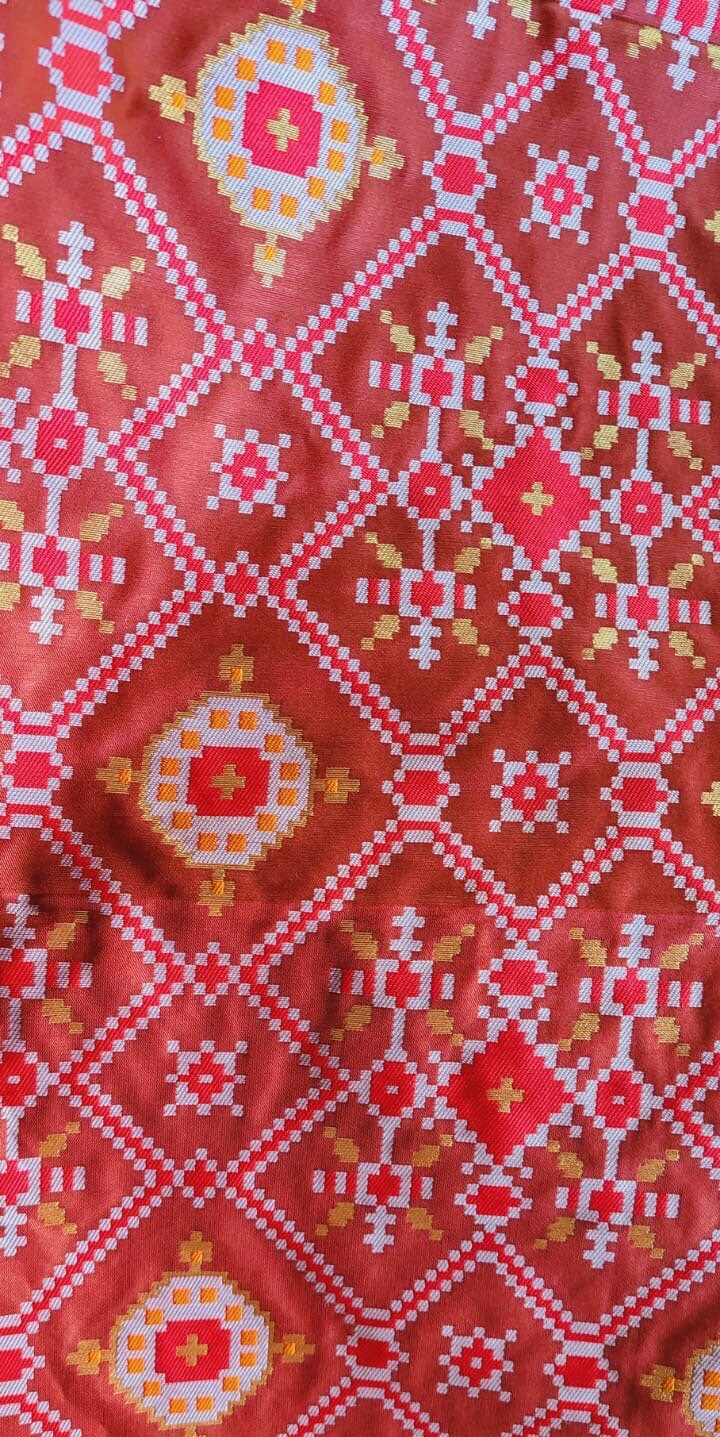 Beautiful silk woven patola dupatta|Beautiful silk woven double ikkat patola dupatta| Bridal| Diwali| Ethnic Scarves| 2.5 meter| Half Saree