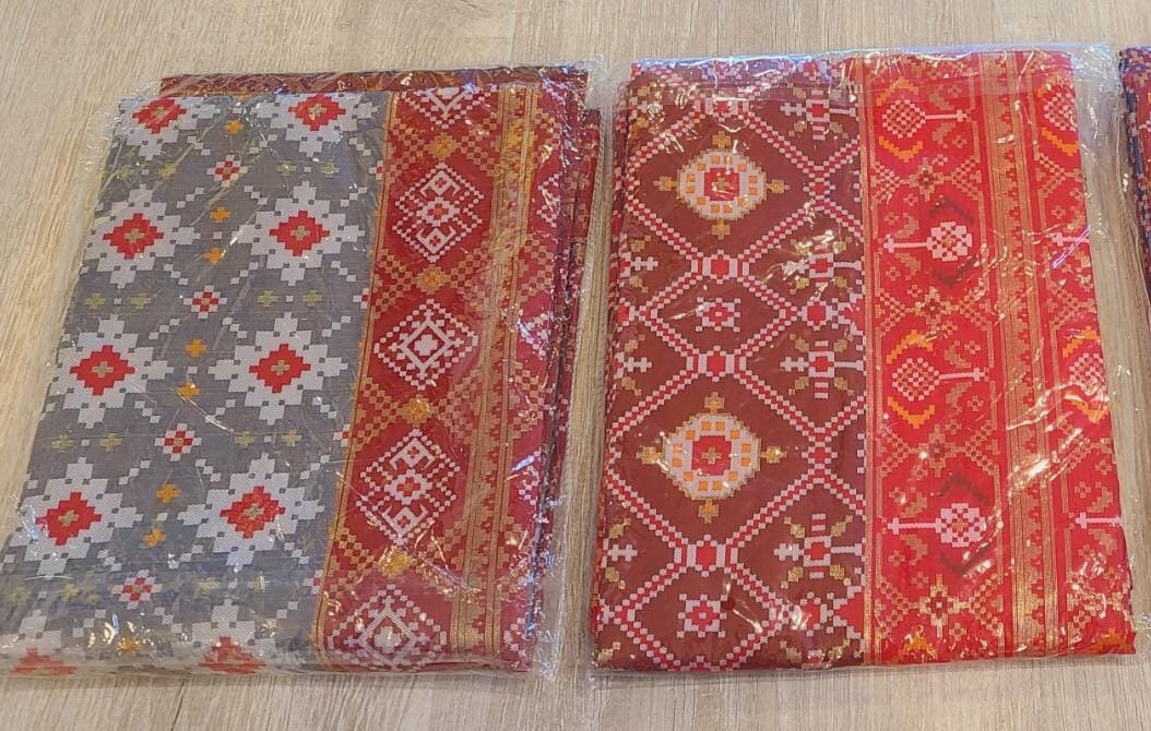 Beautiful silk woven patola dupatta|Beautiful silk woven double ikkat patola dupatta| Bridal| Diwali| Ethnic Scarves| 2.5 meter| Half Saree