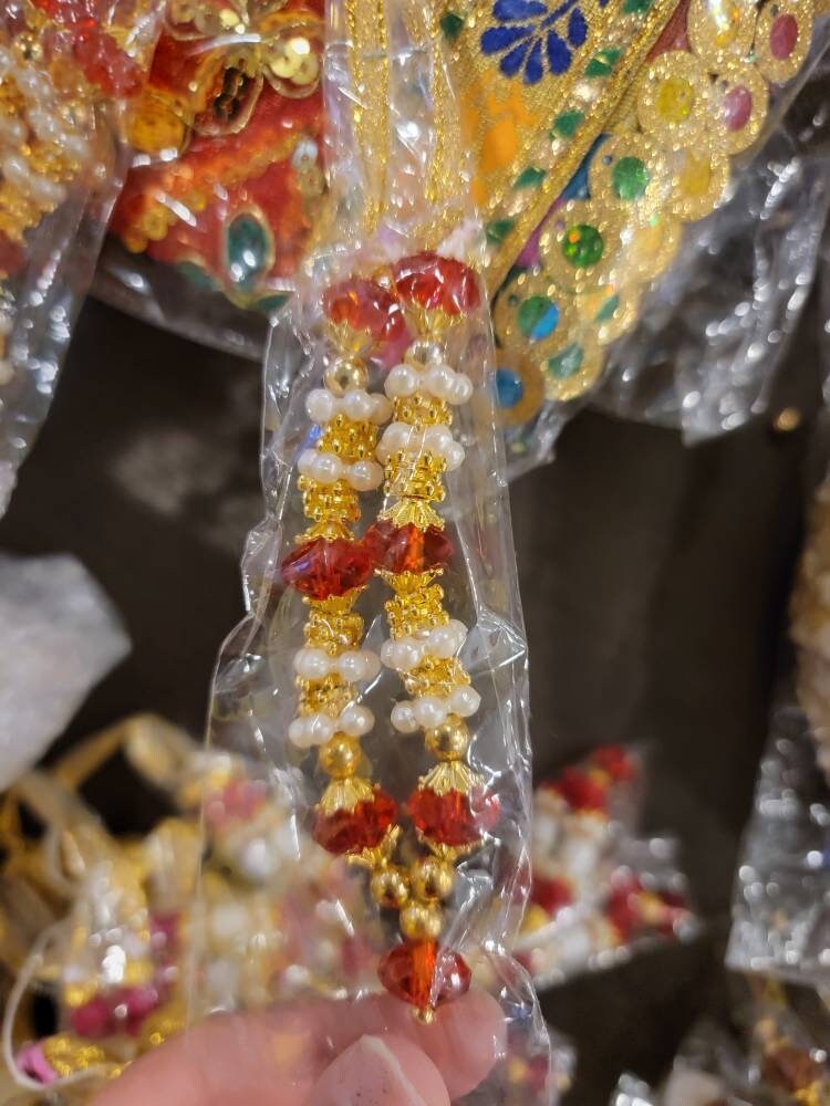 4 Inches Mini Idol Mala, Makhamali Bhagwan Haar, Artificial Indian ,pooja Garland, Diwali Puja Items, Krishna Decor, Red Flower Garlands