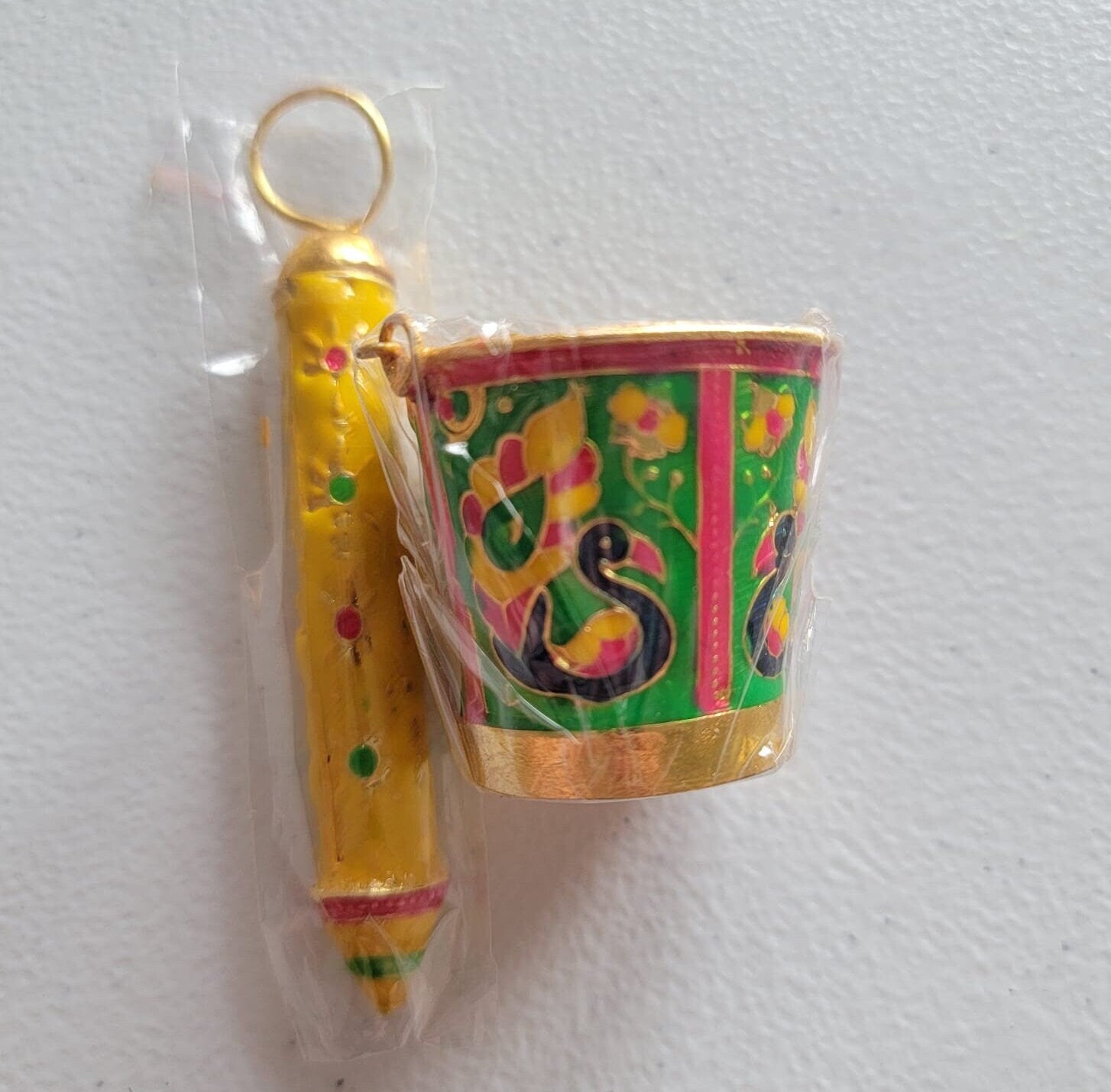 Bucket and Pichkari for laddu Gopal, kanhaji poshak.laddu gopal,janmashtmi, gopal,krishna clothes,krishna dress,radha krishna,thakurji,holi