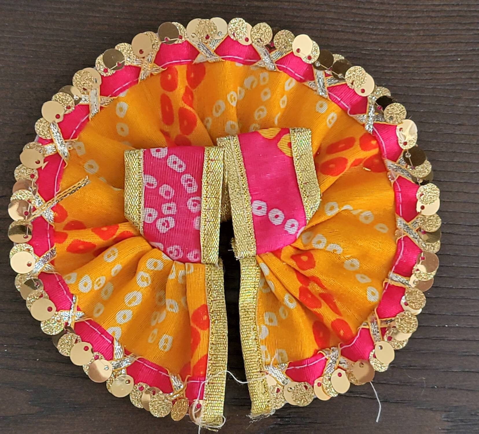 Beautiful kanhaji poshak. laddu gopal dress| Bal gopal dress,radha krishna,laddu gopal clothes,Thakurji|10 inch Diameter|Janmashtami Dress