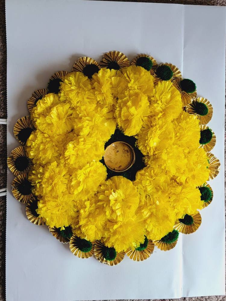 Artificial Floral Marigold Round Mat|Floral Wall| Marigold Rangoli on Canvas| Diwali Decoration|Pooja decor|Pompom mat with marigold flower