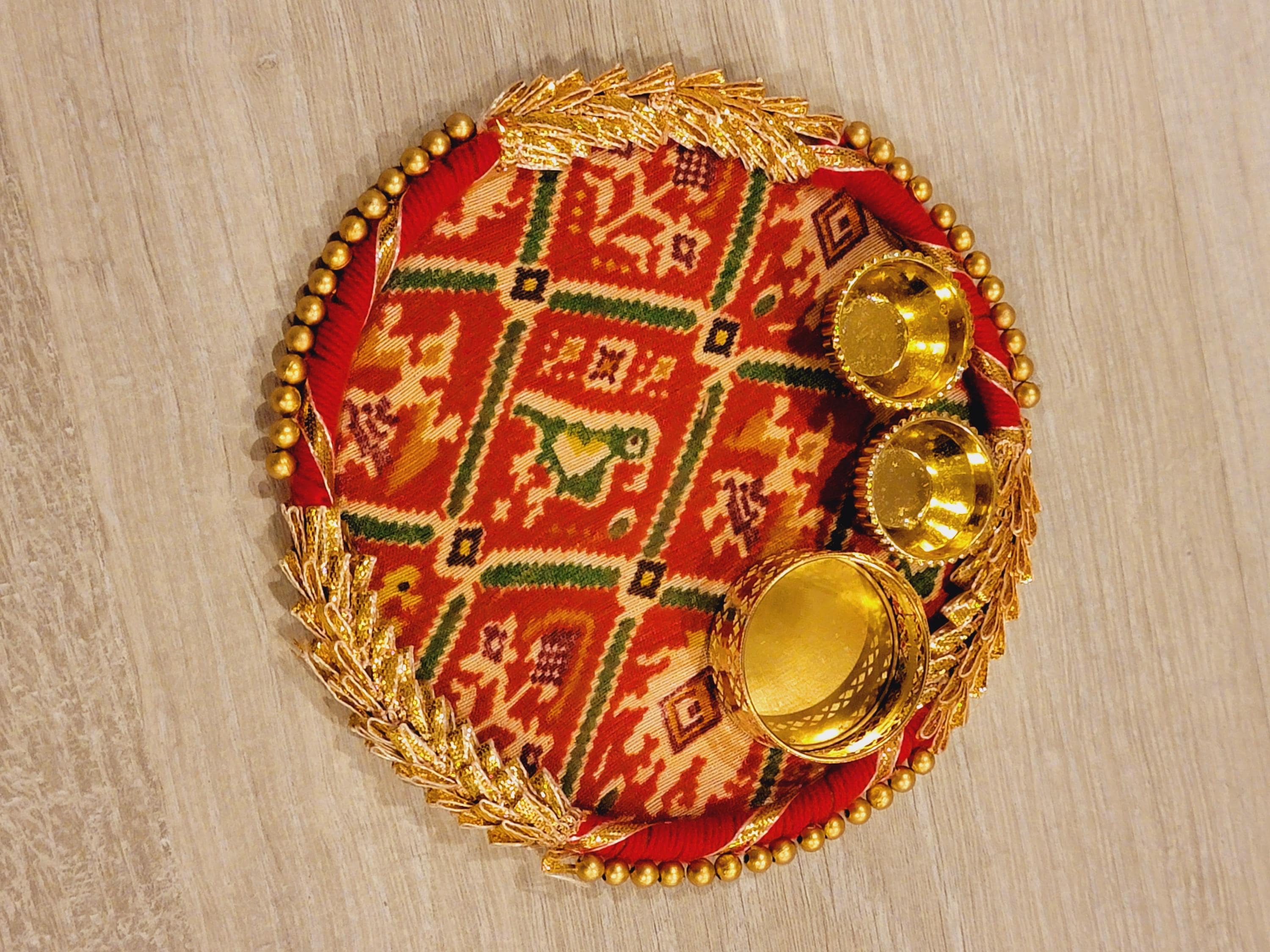 Pearls & Petals| Haldi kumkum Platter|Puja Favors|Roli Chawal Holder|Gifts|Tamboolam|Mehendi Favor|Roli Chawal Platter|Return GiftNavrathri